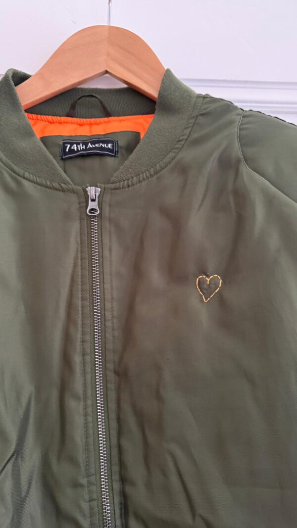 Amazing Bomber - Image 4