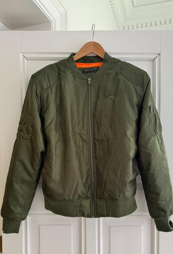 Amazing Bomber - Image 2